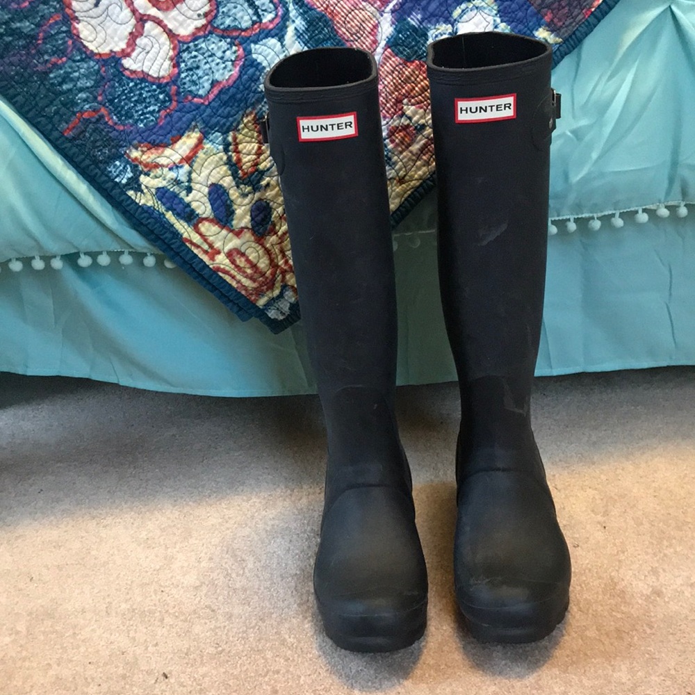 Hunter books with boot socks